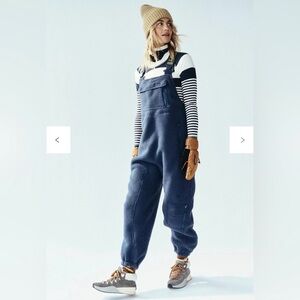 Free people movement hit the slopes salopette size s